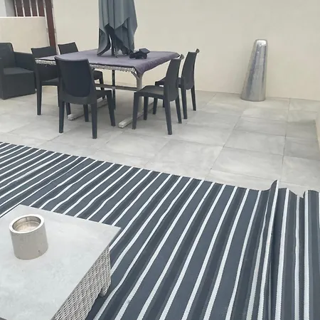 Maison Laurier 3 * Bagnols-sur-Ceze